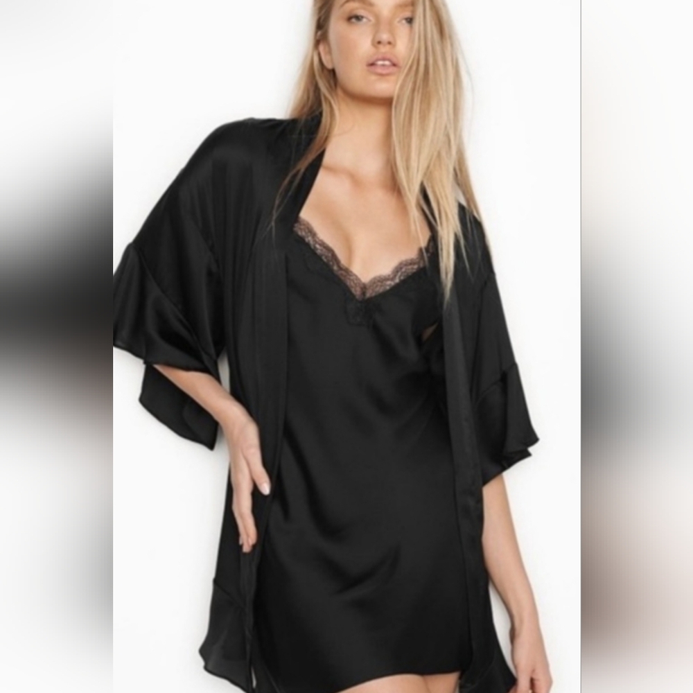Victorias Secret Satin Robe & Satin Mini Slip Set Small